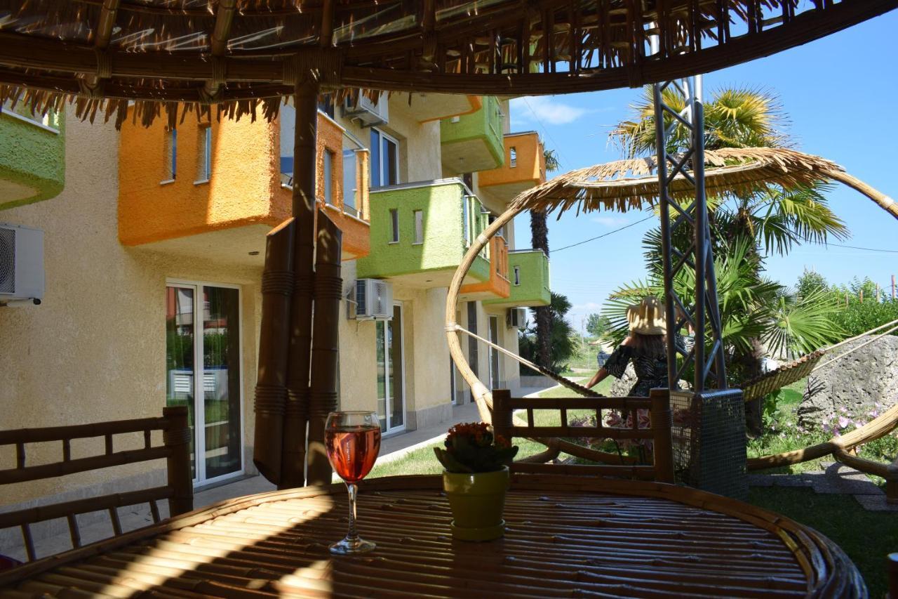 Lilalo Ηotel Paralía Exteriör bild